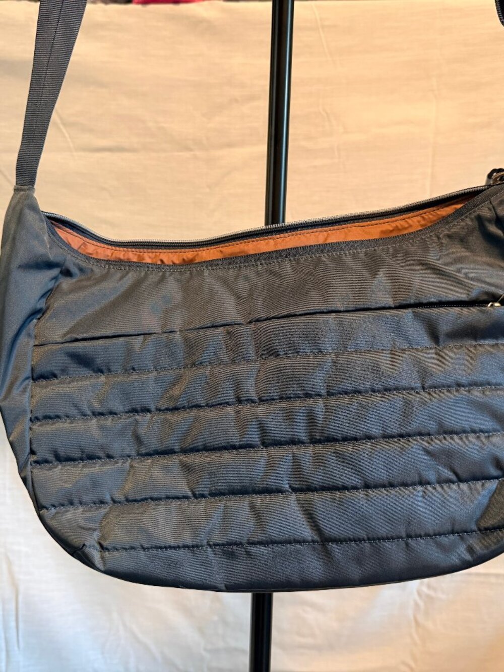 Like New - Bellroy Laneway Crescent 2.5L bag
